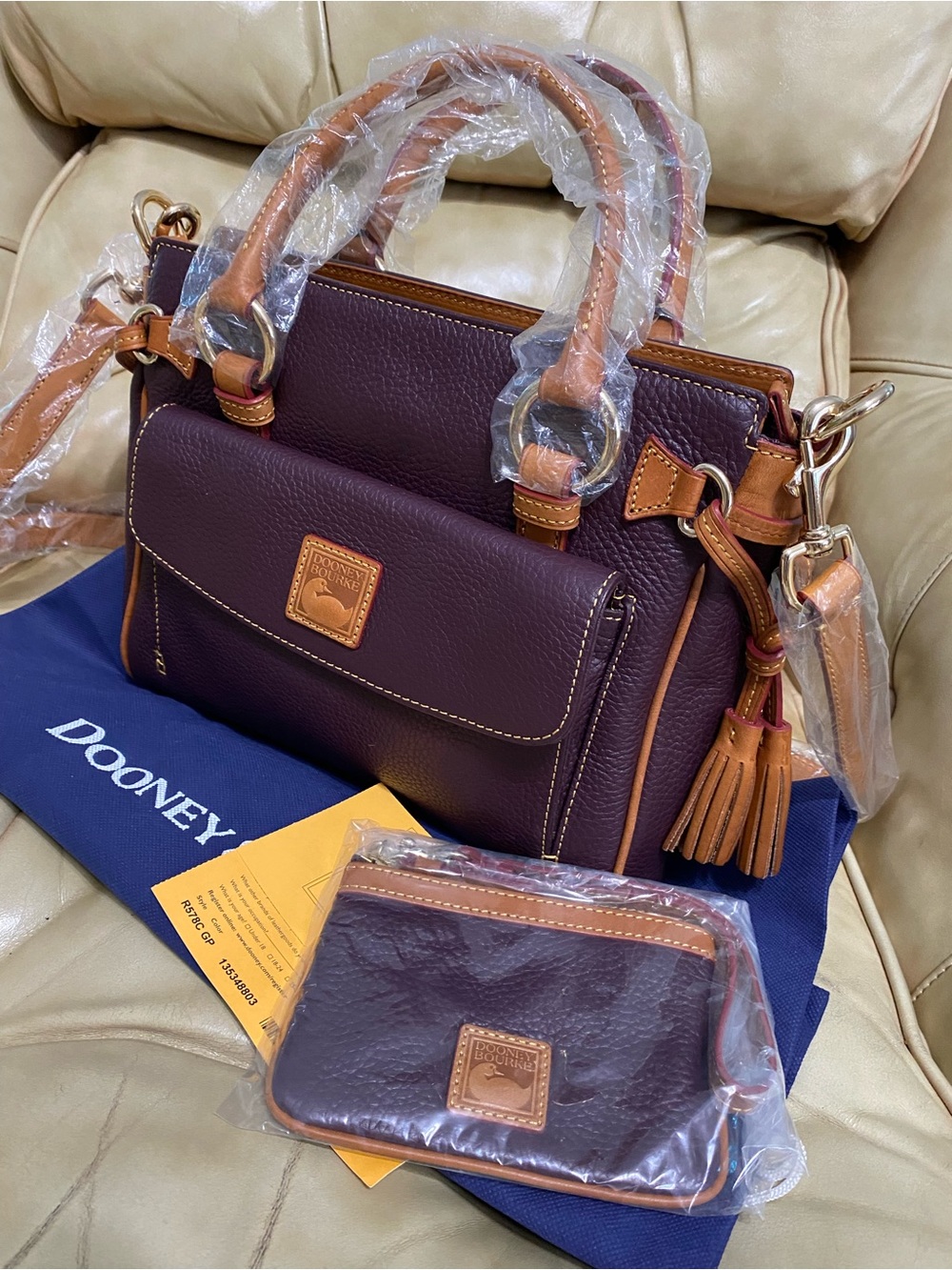 Dooney & Bourke GRAPE Pocket Satchel Pebbled Leather w/Wristlet Wallet - Picture 2 of 15